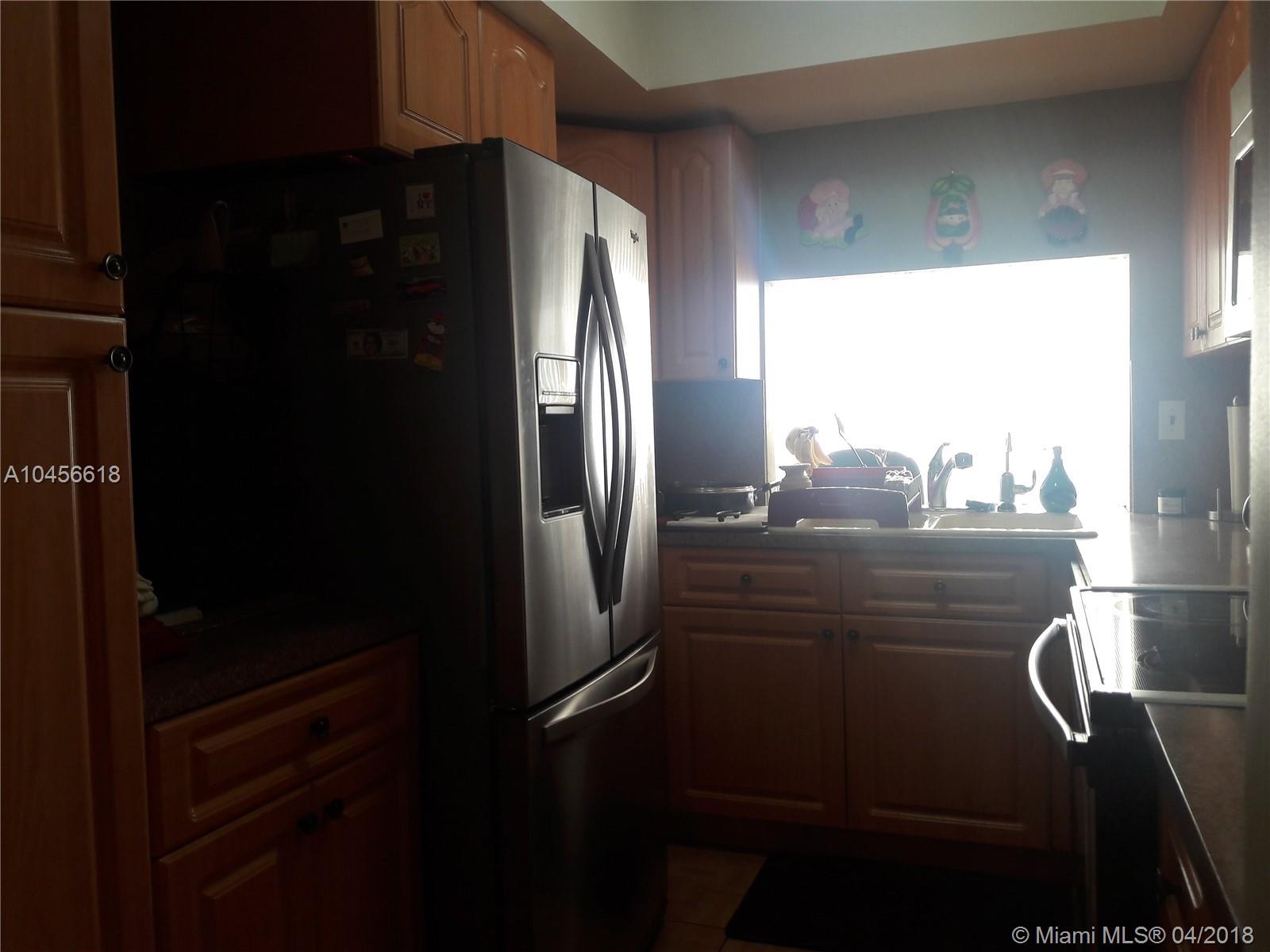 VERSAILLE GARDENS I CONDO - Residential Lease