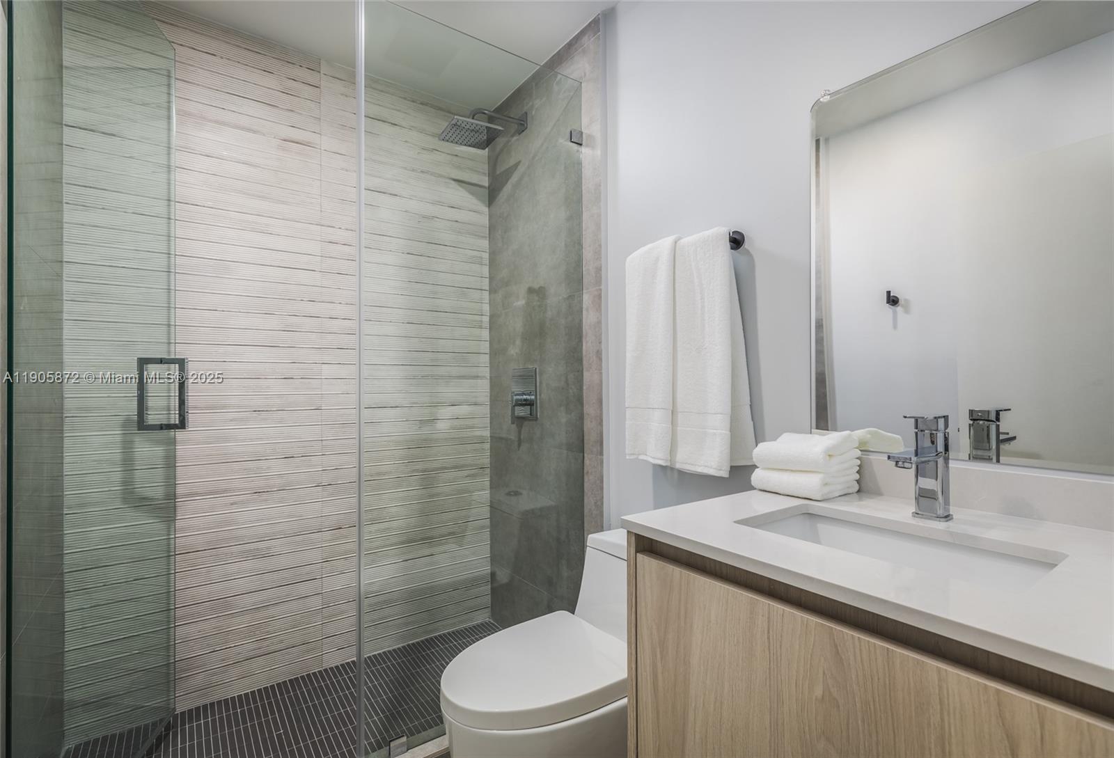 CRYSTAL HGTS - Residential Lease