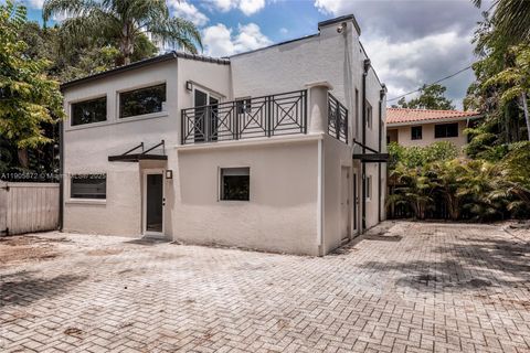 2742 Coacoochee St 2 Miami FL 33133