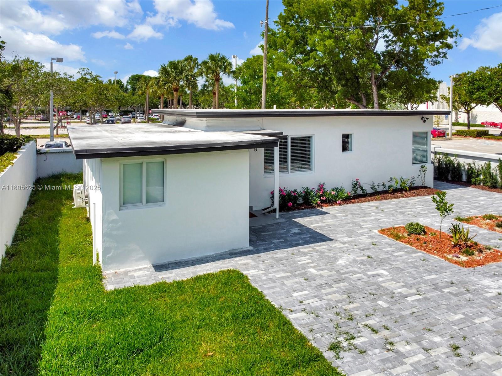 ARCH CREEK HIGHLANDS - Residential Income