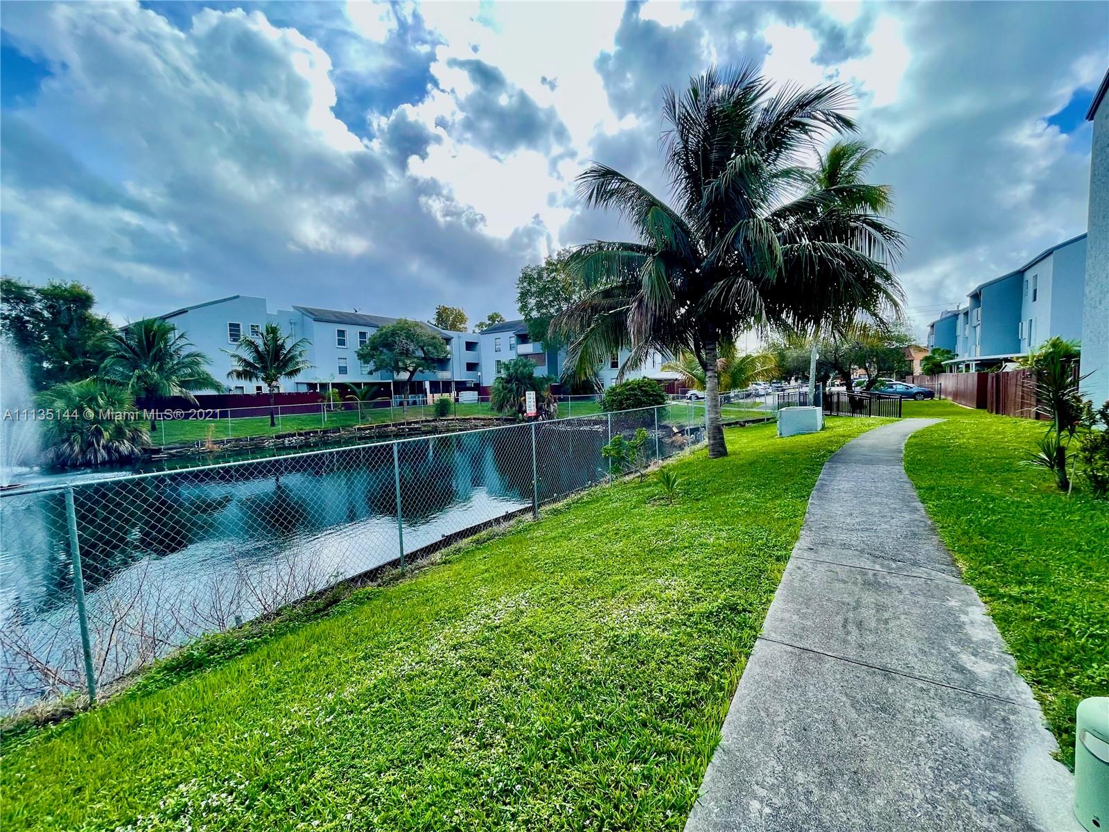 LOS SUENOS CONDO - Residential
