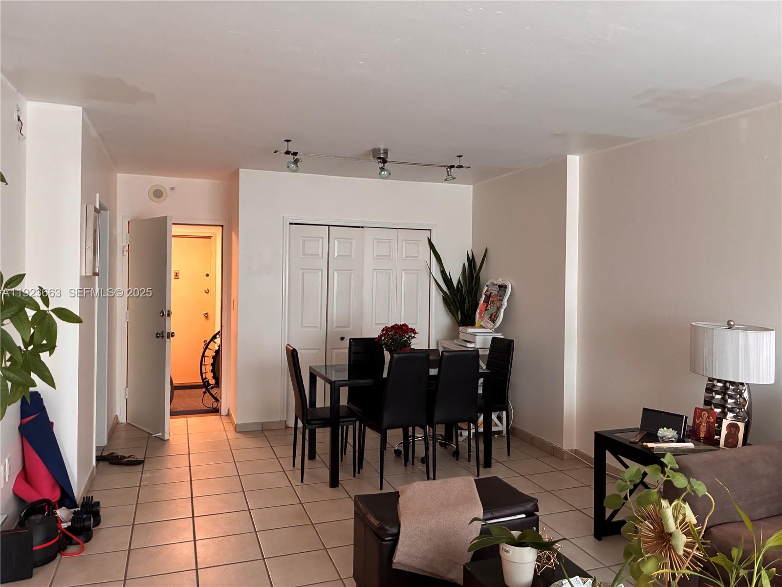 COASTAL TOWERS CONDO - Residential Lease