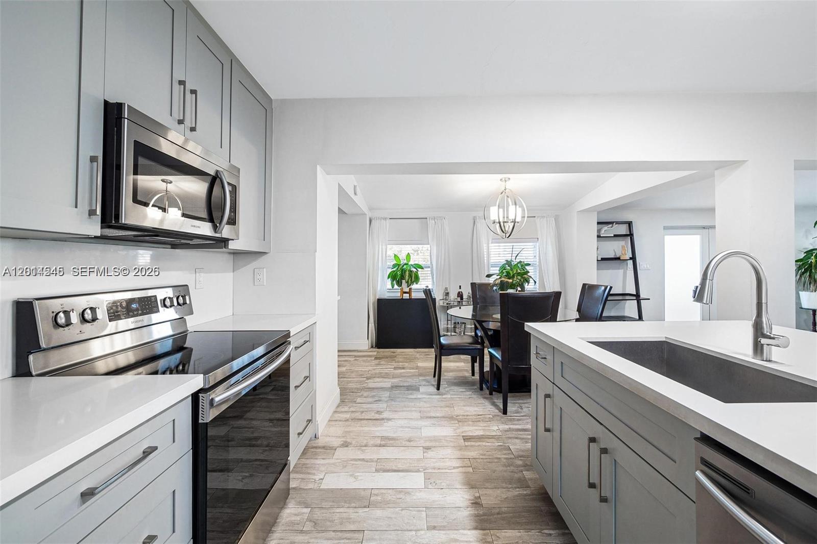 REVISED PLAT OF SHENANDOA - Residential Lease