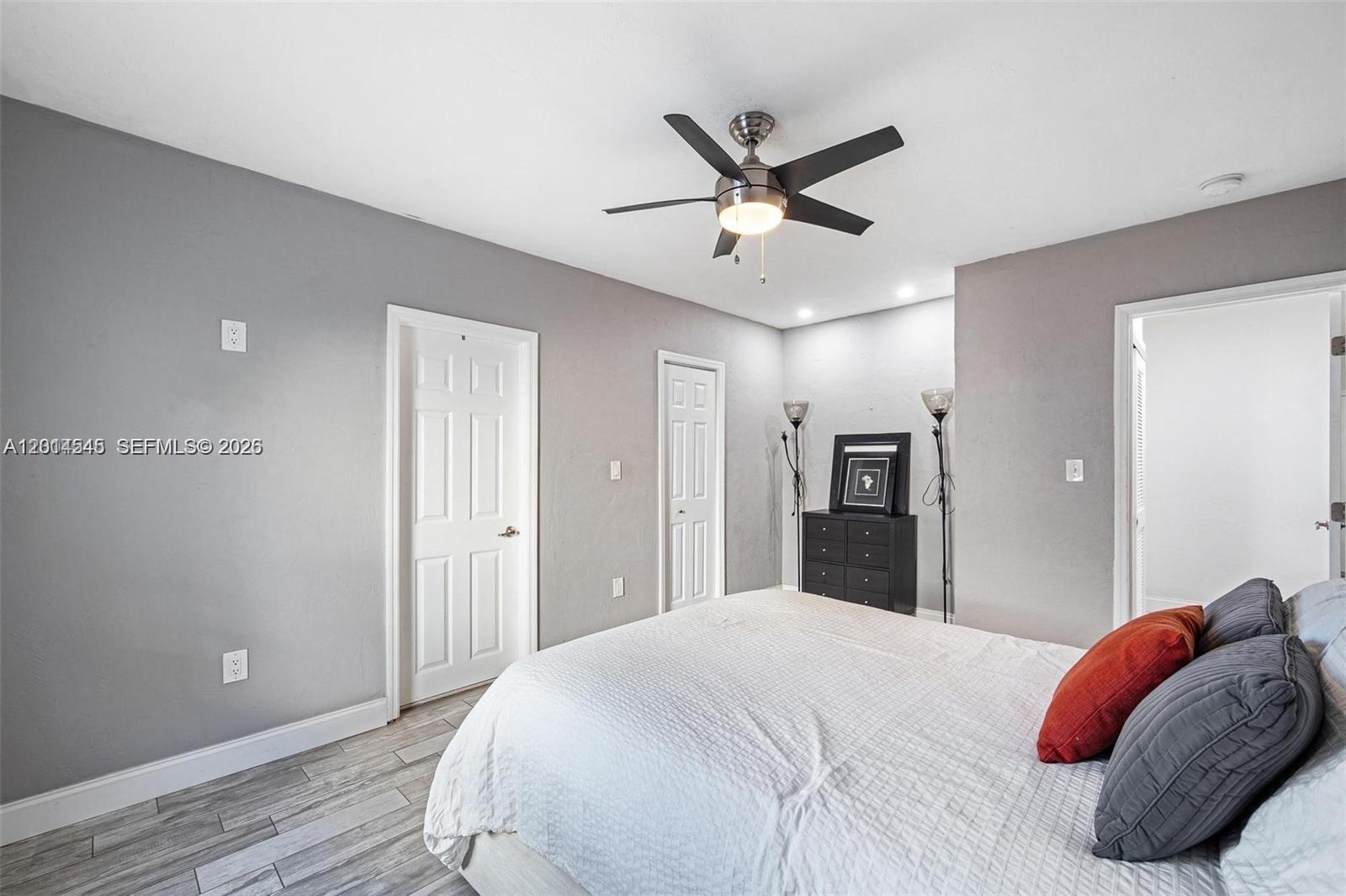 REVISED PLAT OF SHENANDOA - Residential Lease