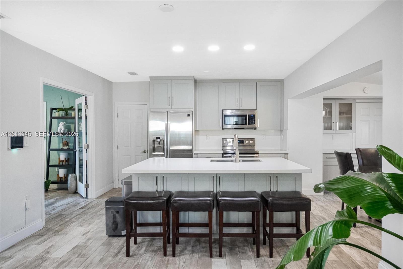 REVISED PLAT OF SHENANDOA - Residential Lease