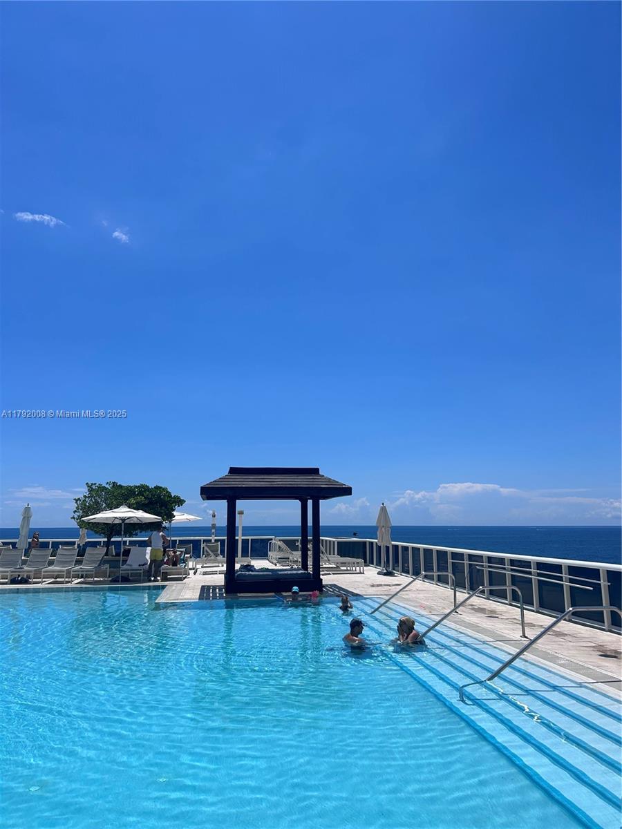 BEACH CLUB TWO CONDO - Residential Lease