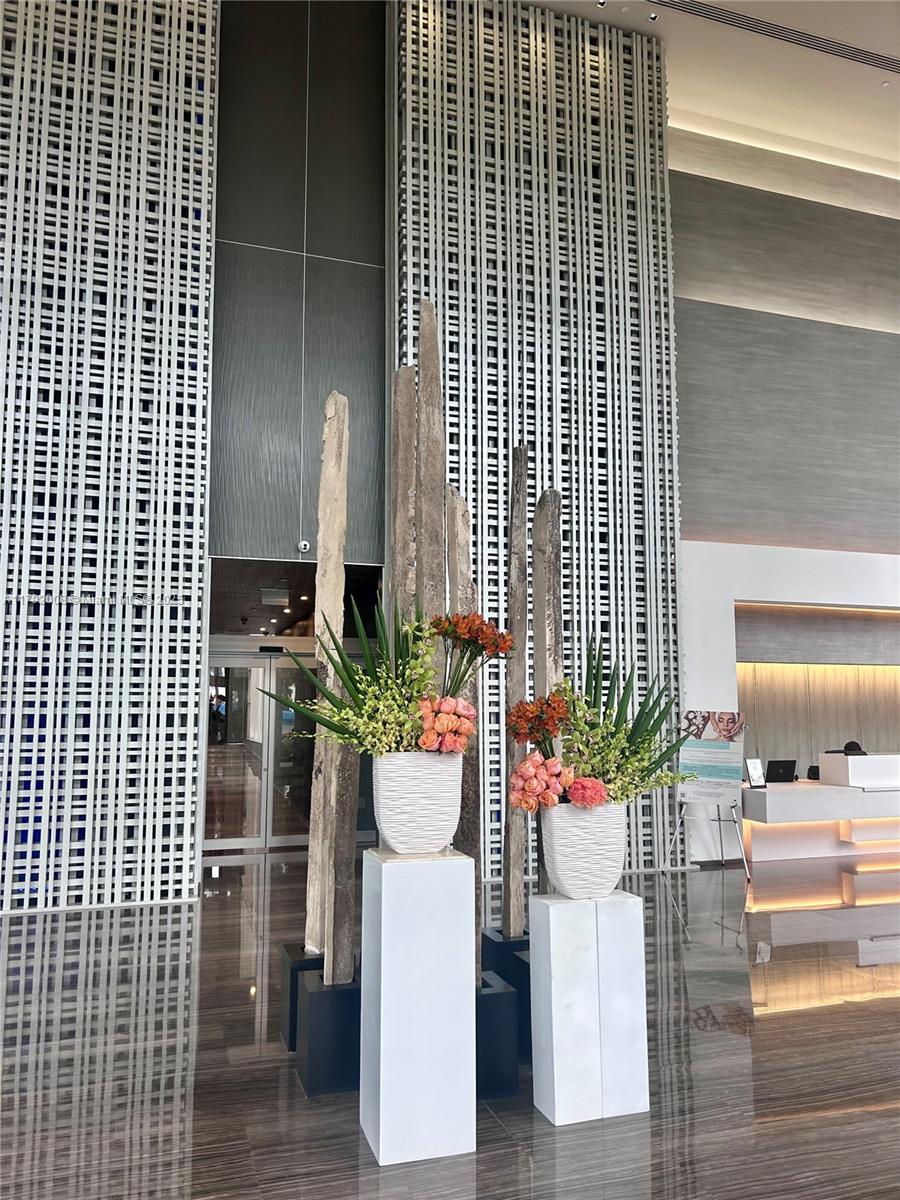 BEACH CLUB TWO CONDO - Residential Lease