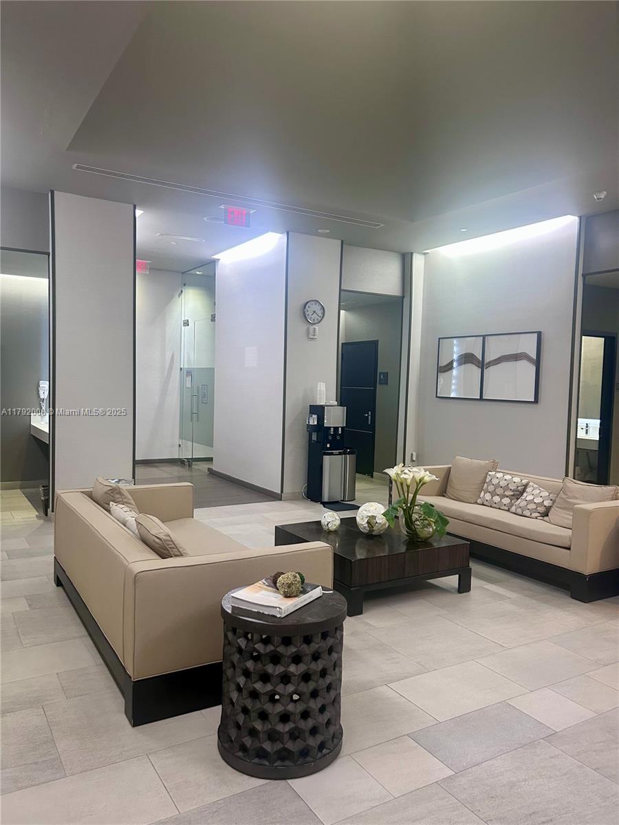 BEACH CLUB TWO CONDO - Residential Lease