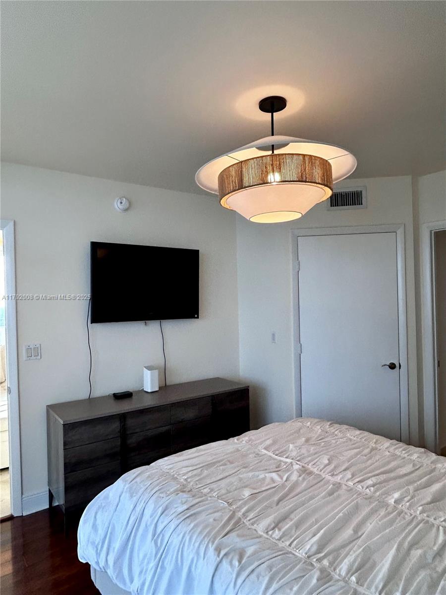 BEACH CLUB TWO CONDO - Residential Lease