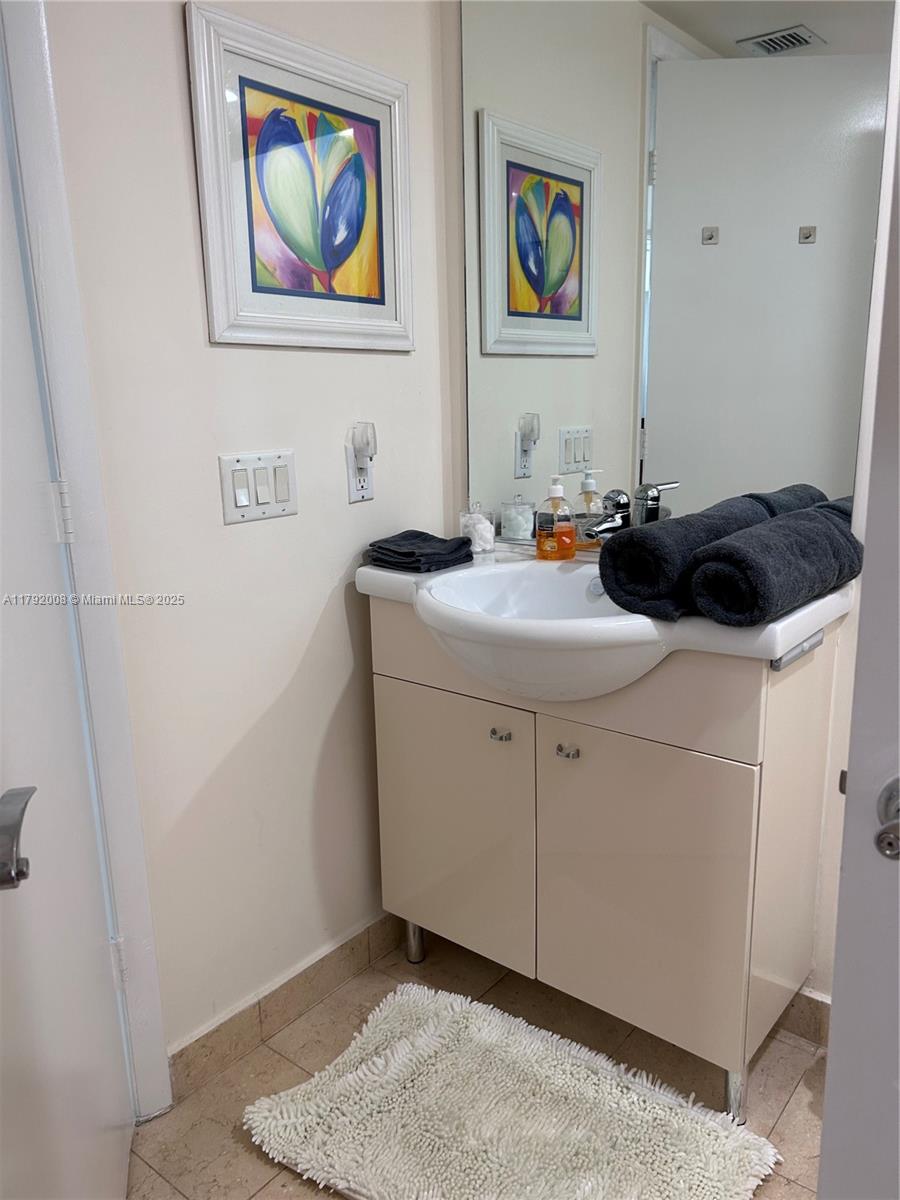 BEACH CLUB TWO CONDO - Residential Lease