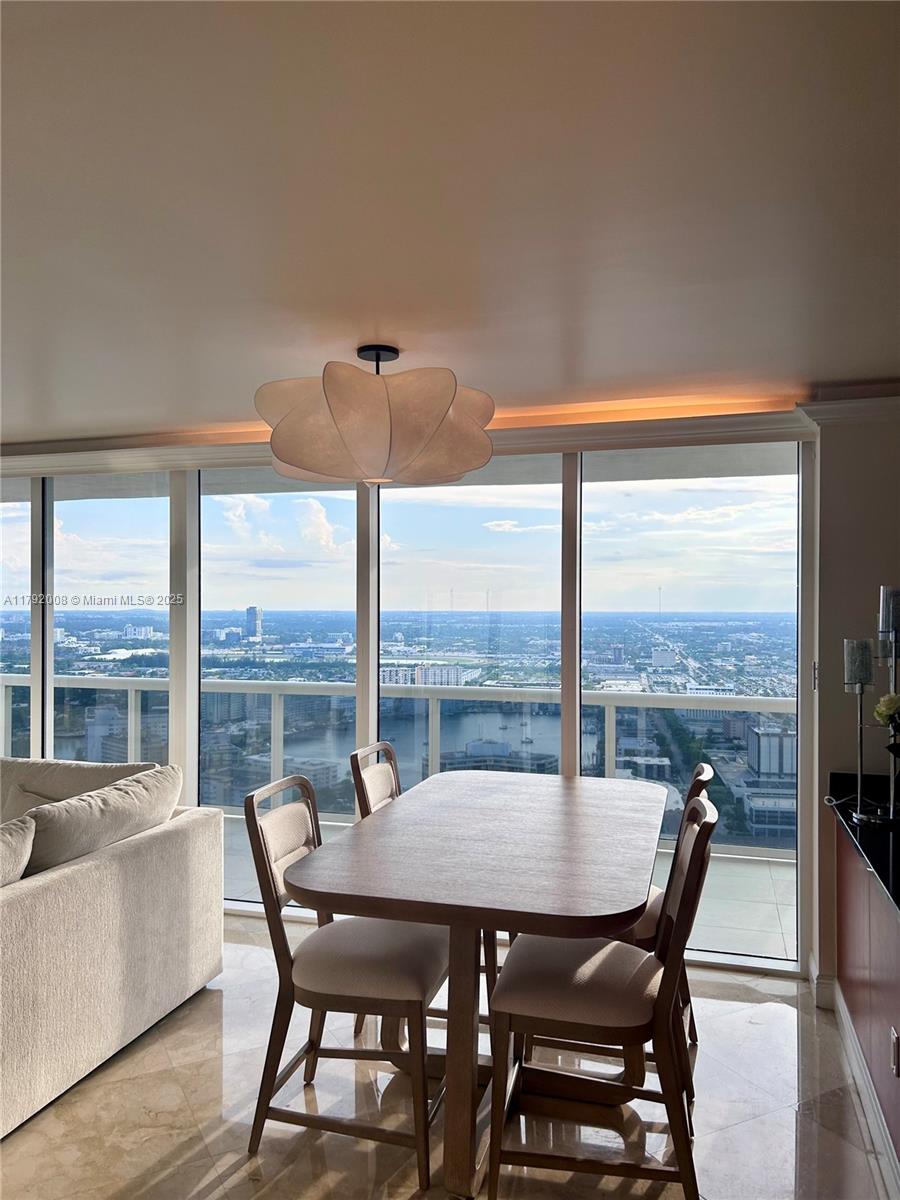 1830 S Ocean Dr 4106