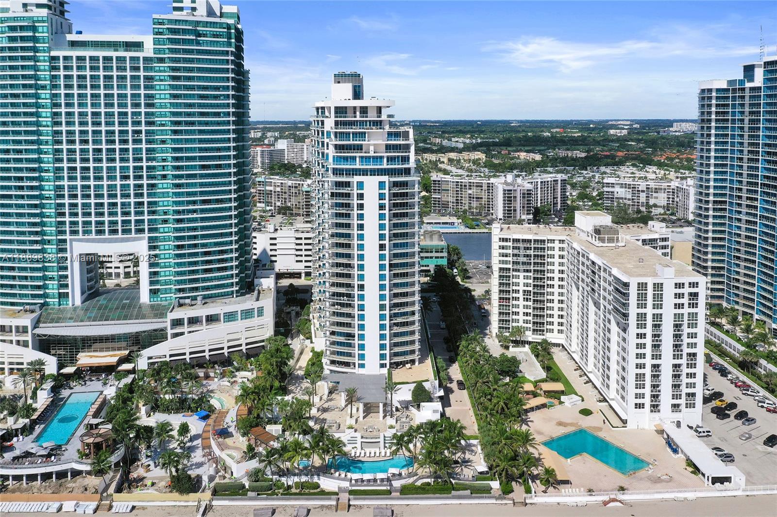 DIPLOMAT OCEANFRONT RESID - Residential Lease
