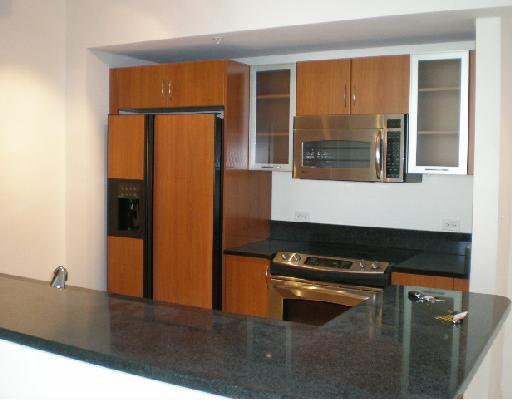 VENTURE AT AVENTURA WEST - Residential Lease