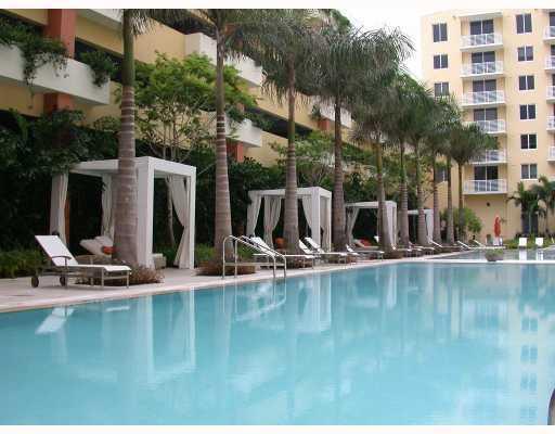 VENTURE AT AVENTURA WEST - Residential Lease