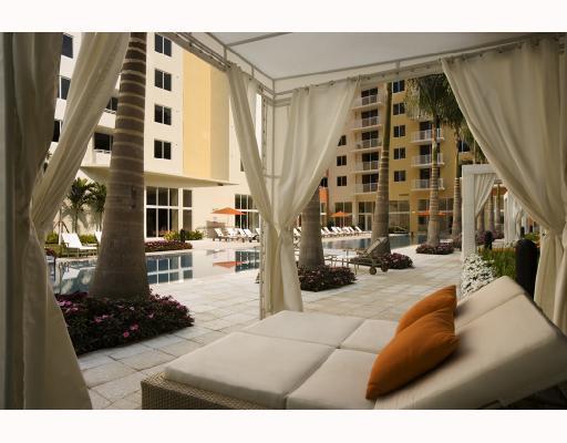 VENTURE AT AVENTURA WEST - Residential Lease