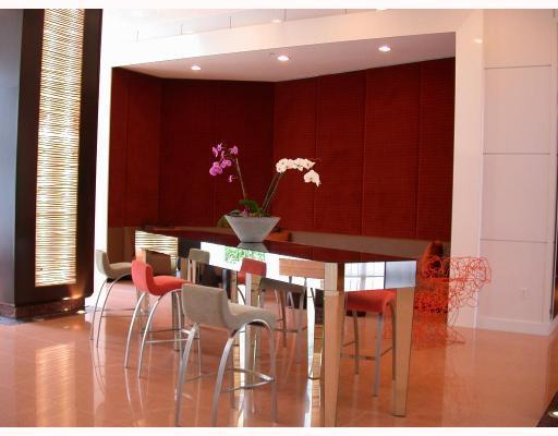 VENTURE AT AVENTURA WEST - Residential Lease
