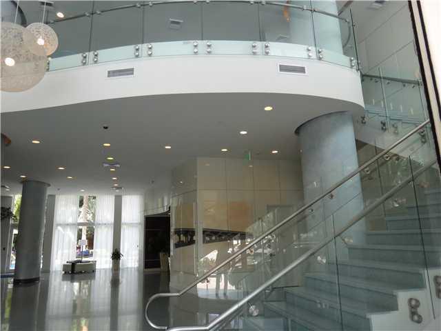 VENTURE AT AVENTURA WEST - Residential Lease