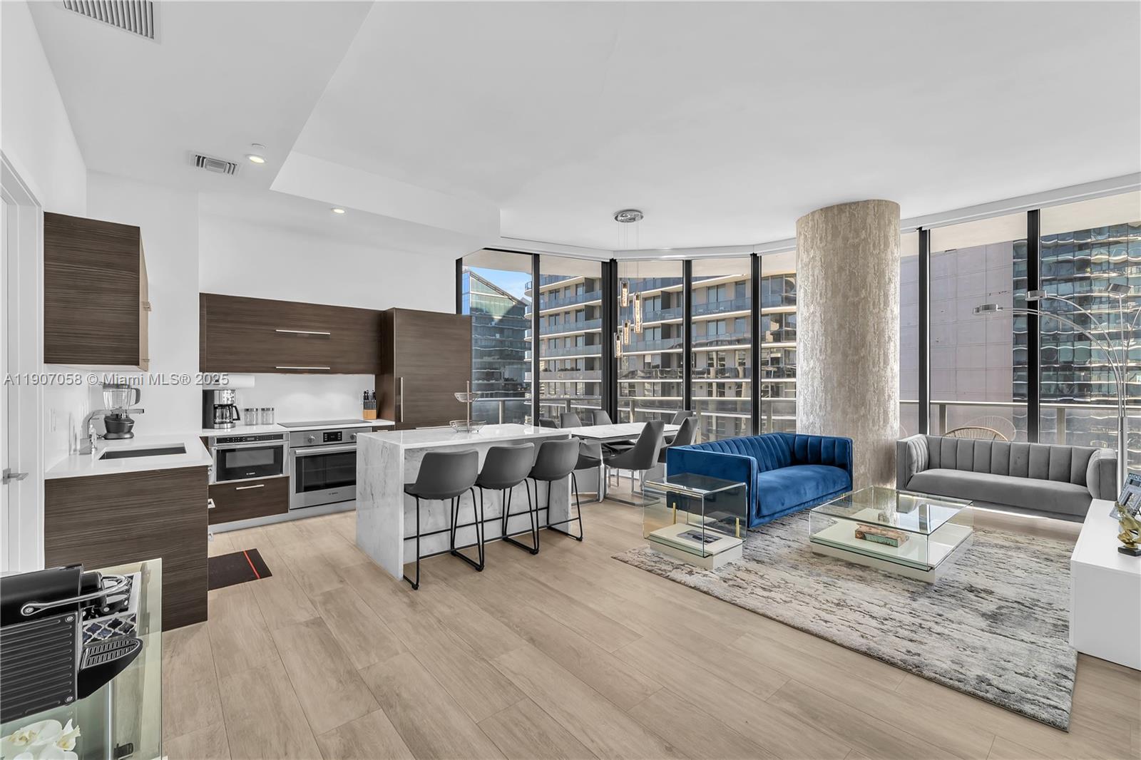 BRICKELL HEIGHTS EAST CON - Residential Lease