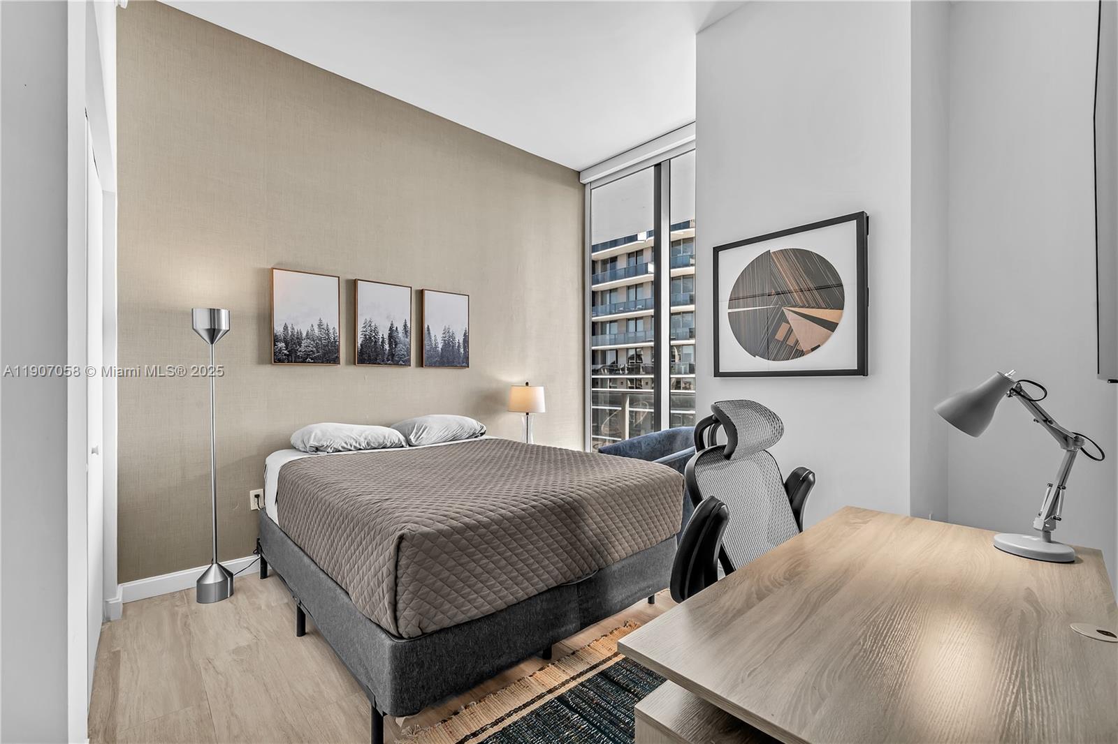 BRICKELL HEIGHTS EAST CON - Residential Lease