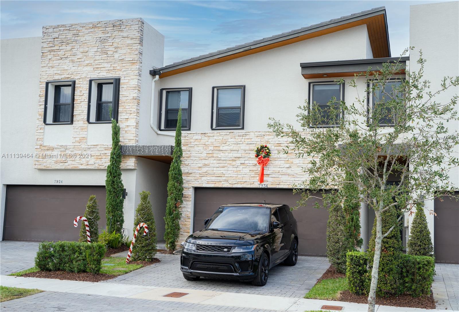 Grand Bay - Residential