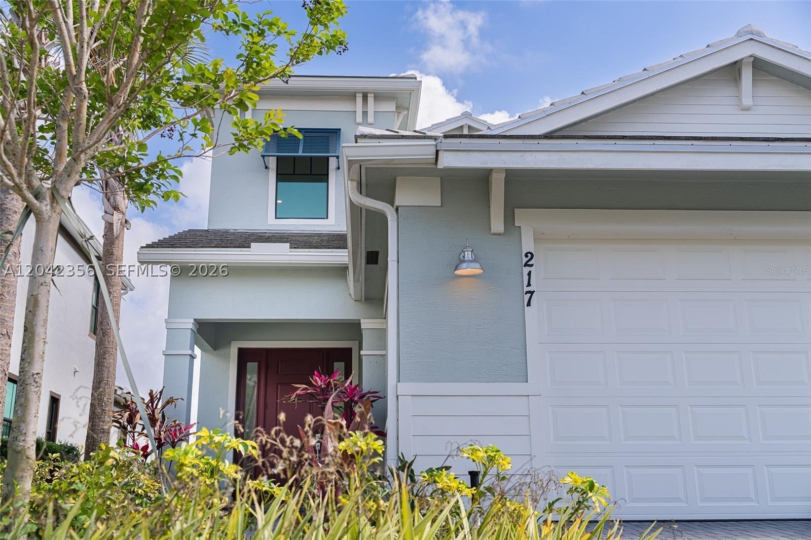 217 SE Fascino Cir