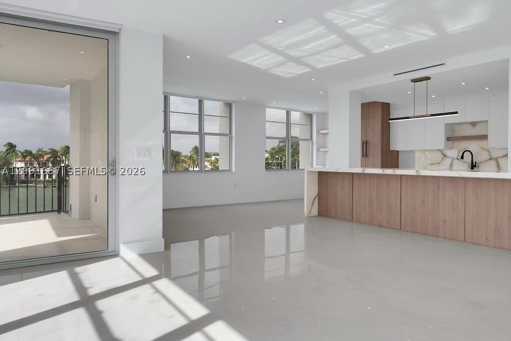 Azure Vue Realty Group real estate and private client services