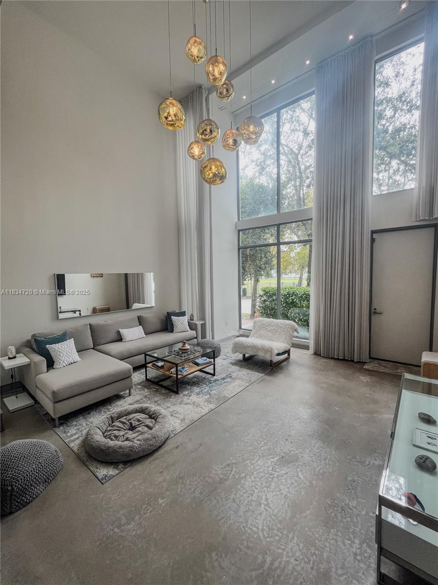 163 N Shore Dr 163-5