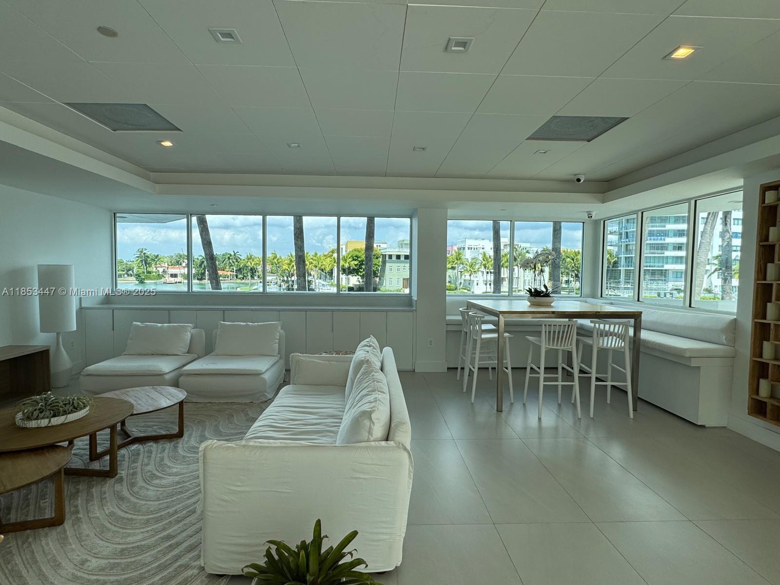 THE GRANDVIEW CONDO - Residential