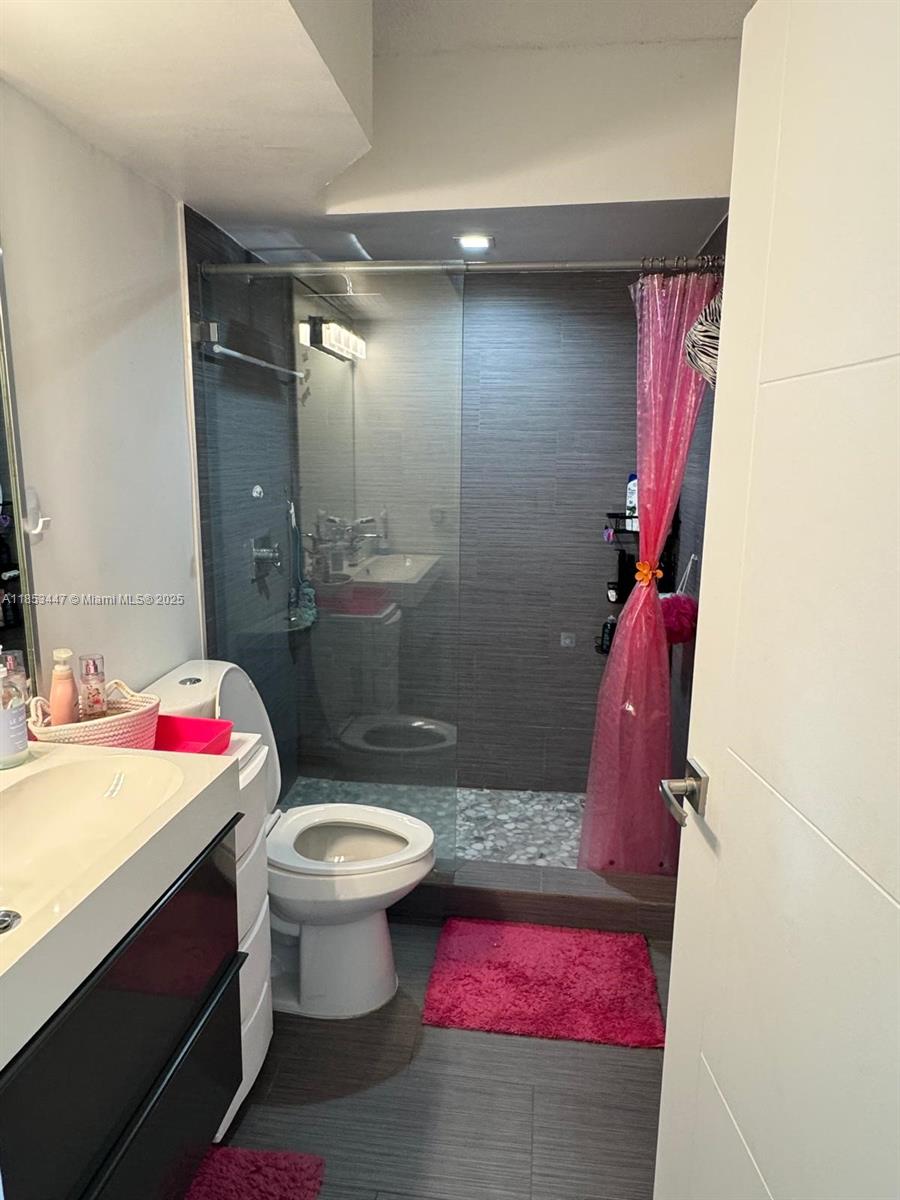 THE GRANDVIEW CONDO - Residential