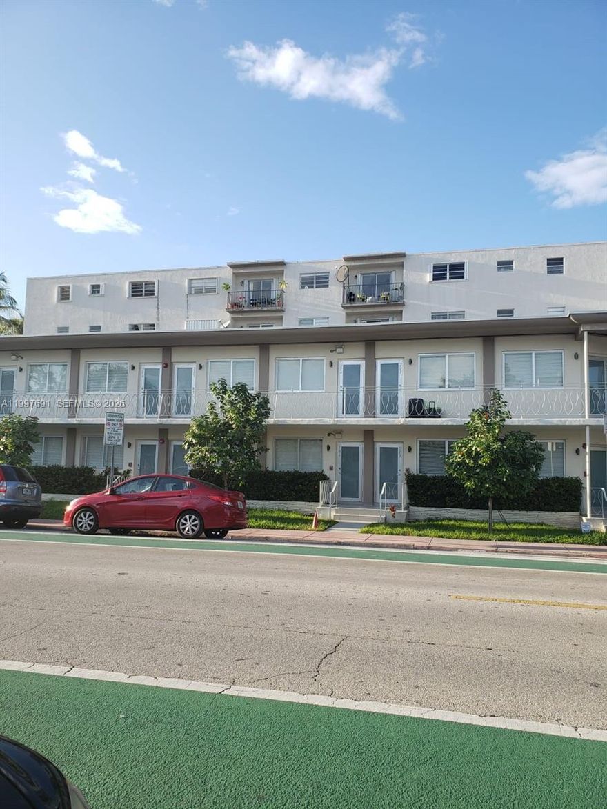 Charming 1-bedroom, 1-bath unit located in the heart of South Beach. Just steps from Lincoln Road and only a few blocks from the beach, this residence offers the ultimate walkable Miami Beach lifestyle. The unit features stainless steel appliances, high-speed internet readiness, and abundant natural light throughout