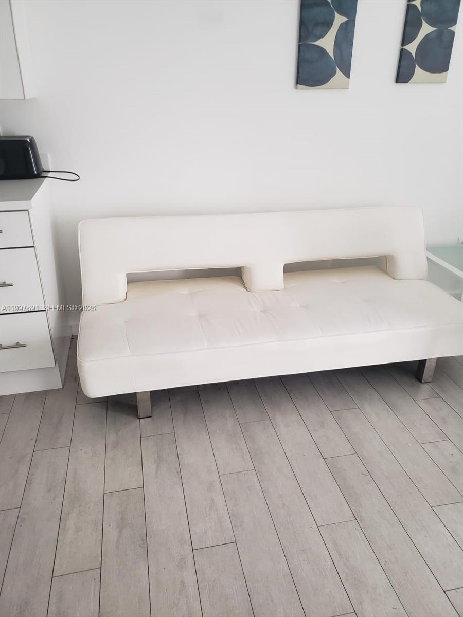 LINCOLN SUB - Residential Lease