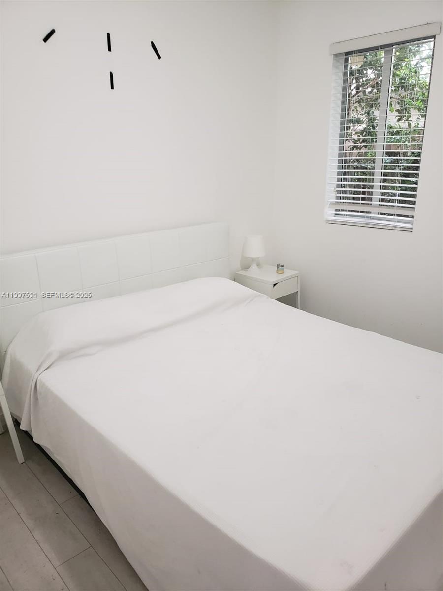 LINCOLN SUB - Residential Lease