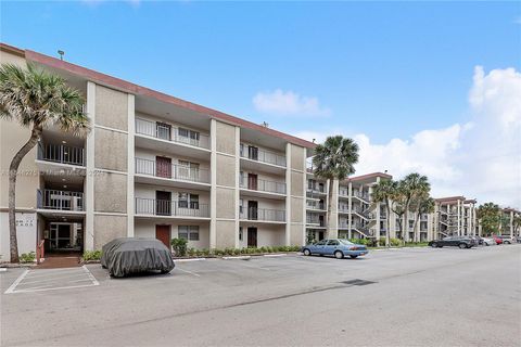 2600 NW 49th Ave Unit 402, Lauderdale Lakes, FL 33313 - MLS#: A11548275