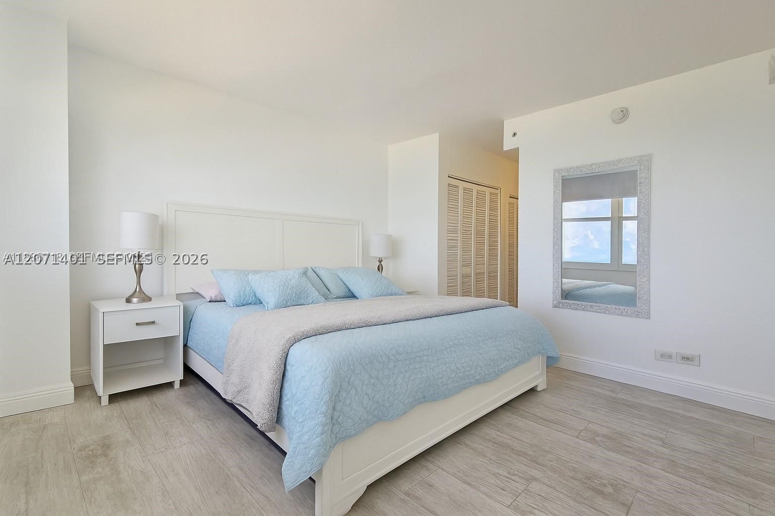 5601 Collins Ave 1409