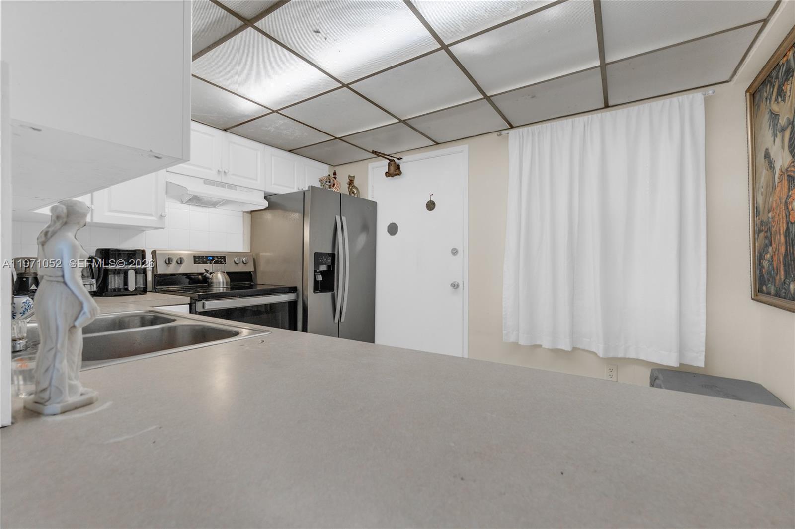 FIFTH FORUM CONDO - Residential