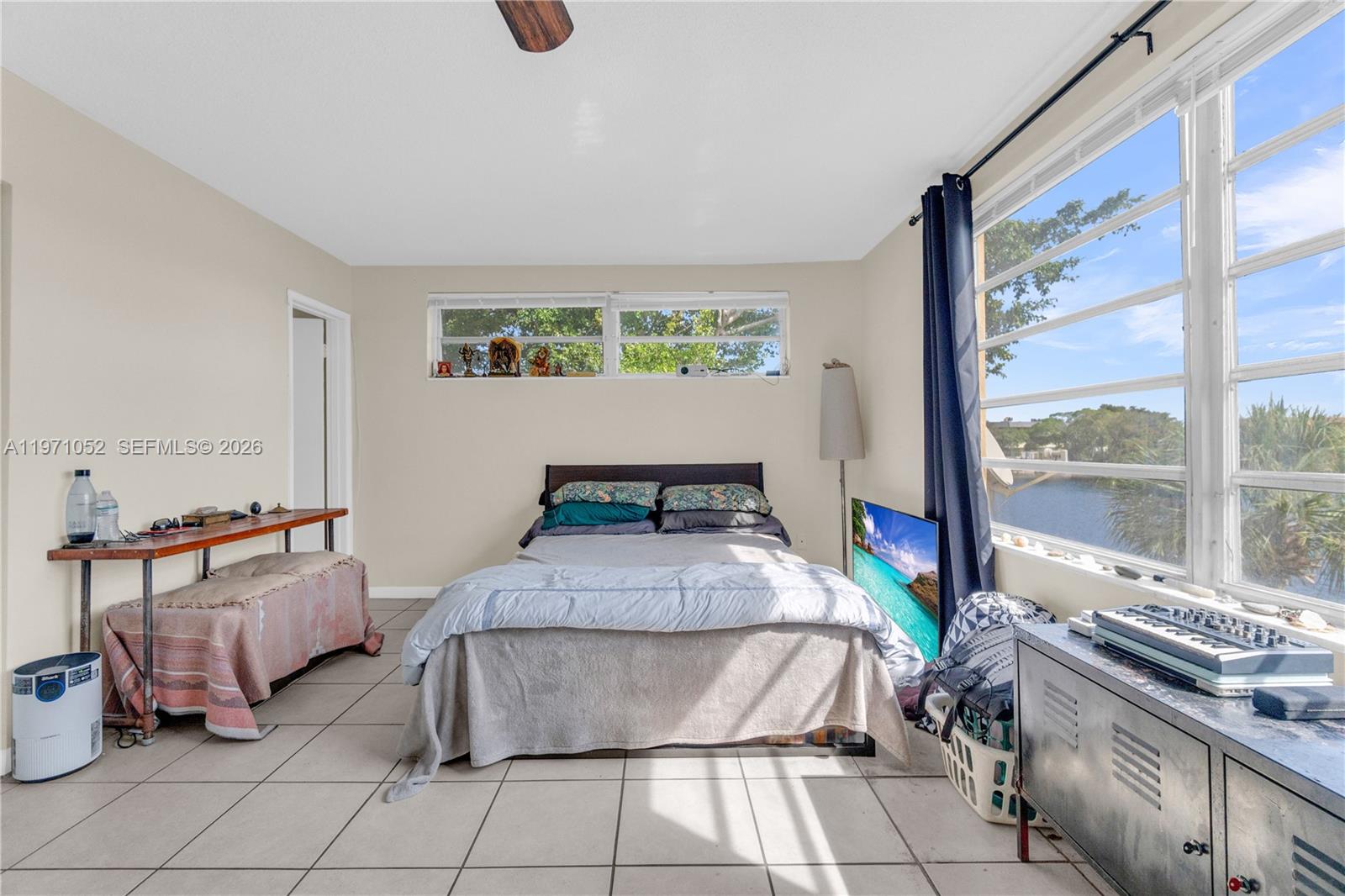 FIFTH FORUM CONDO - Residential