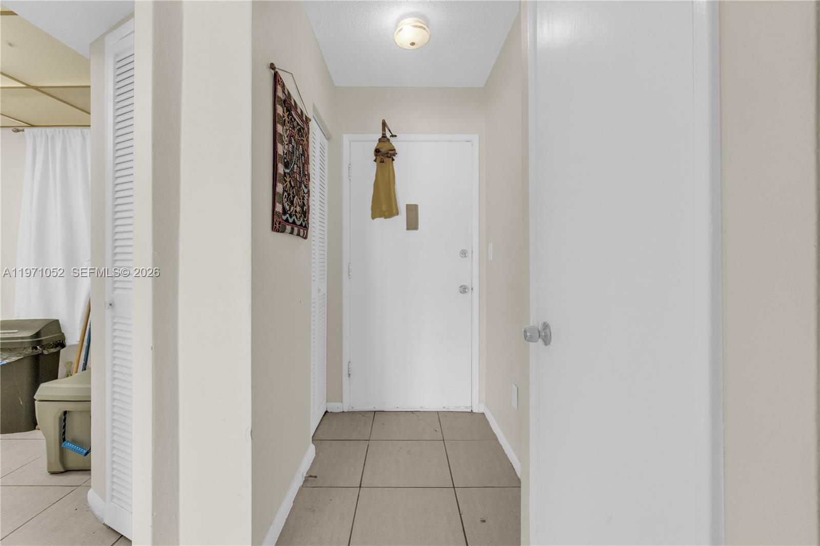 FIFTH FORUM CONDO - Residential