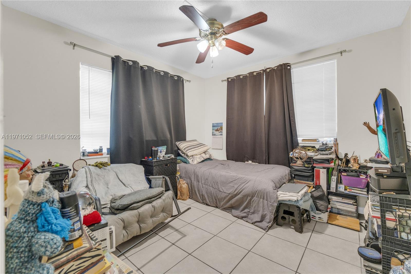 FIFTH FORUM CONDO - Residential