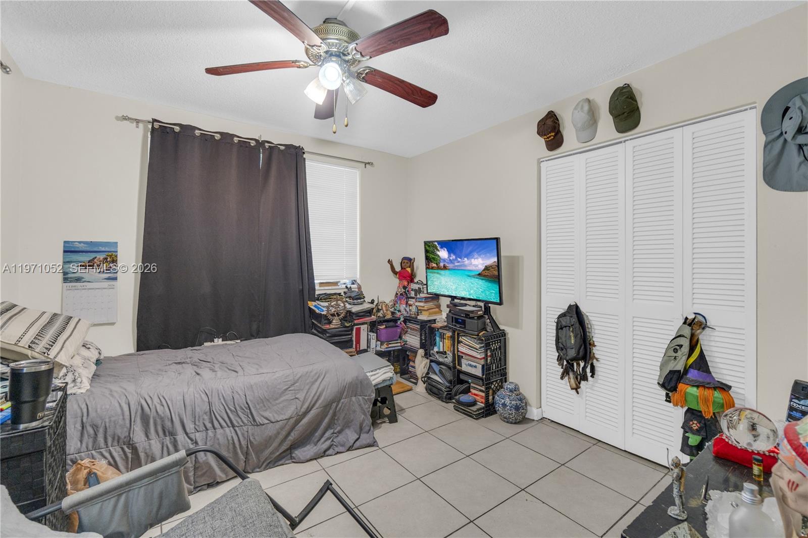 FIFTH FORUM CONDO - Residential