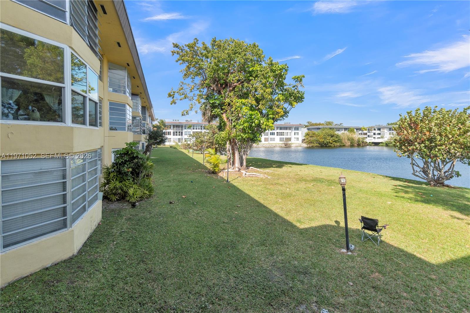 FIFTH FORUM CONDO - Residential