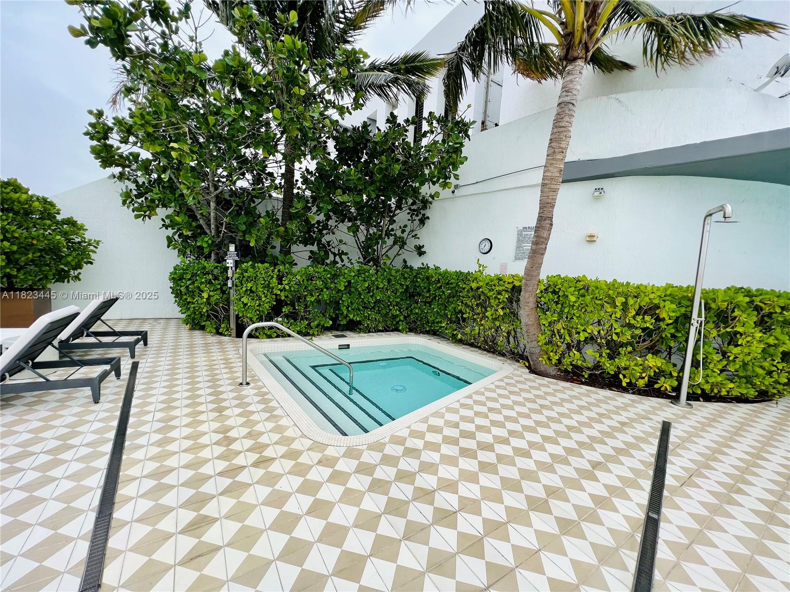 801 SMA RESIDENCES CONDO - Residential