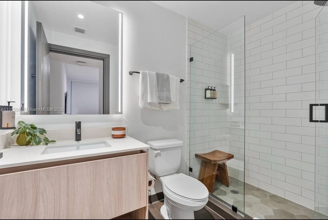 The Elser Hotel & Residenc - Residential Lease