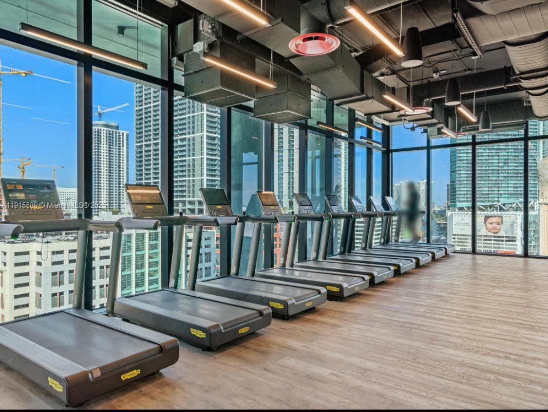 The Elser Hotel & Residenc - Residential Lease