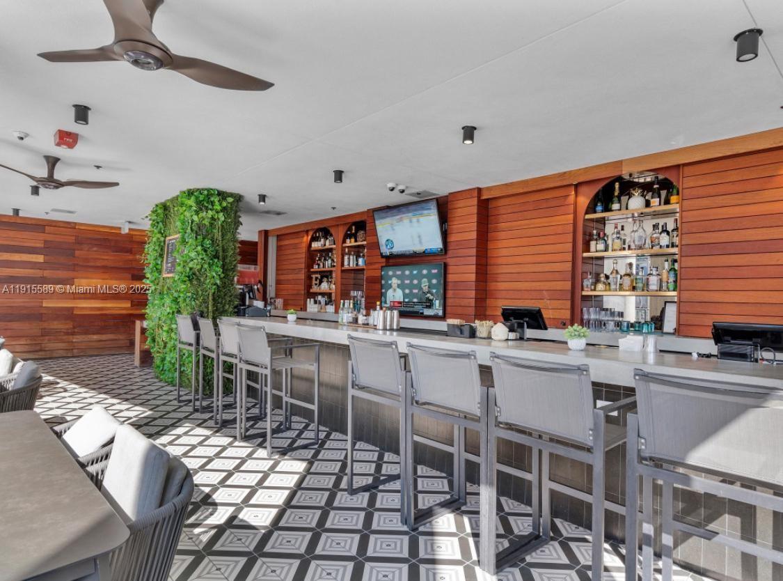 The Elser Hotel & Residenc - Residential Lease