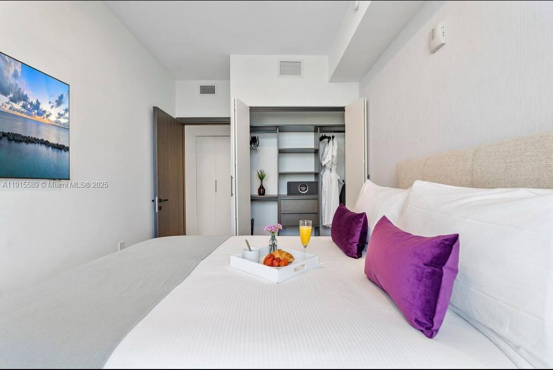 The Elser Hotel & Residenc - Residential Lease