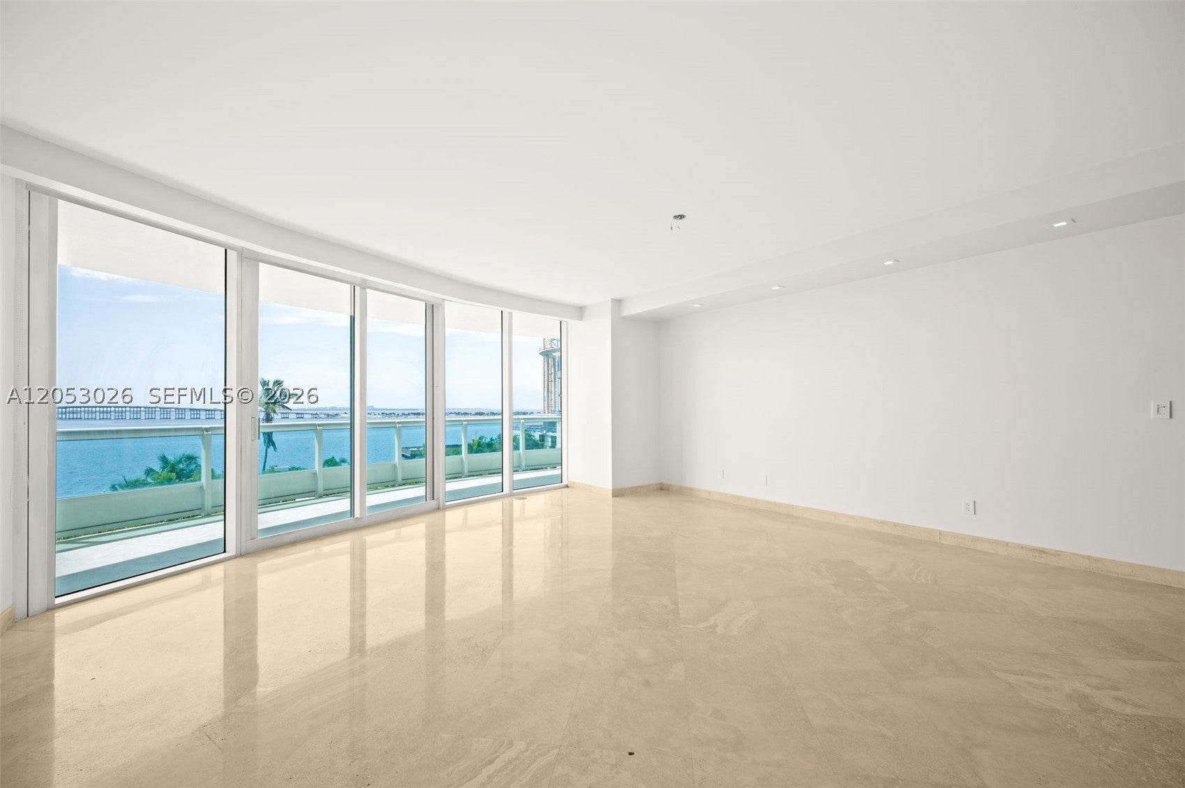 1643 Brickell Ave 702