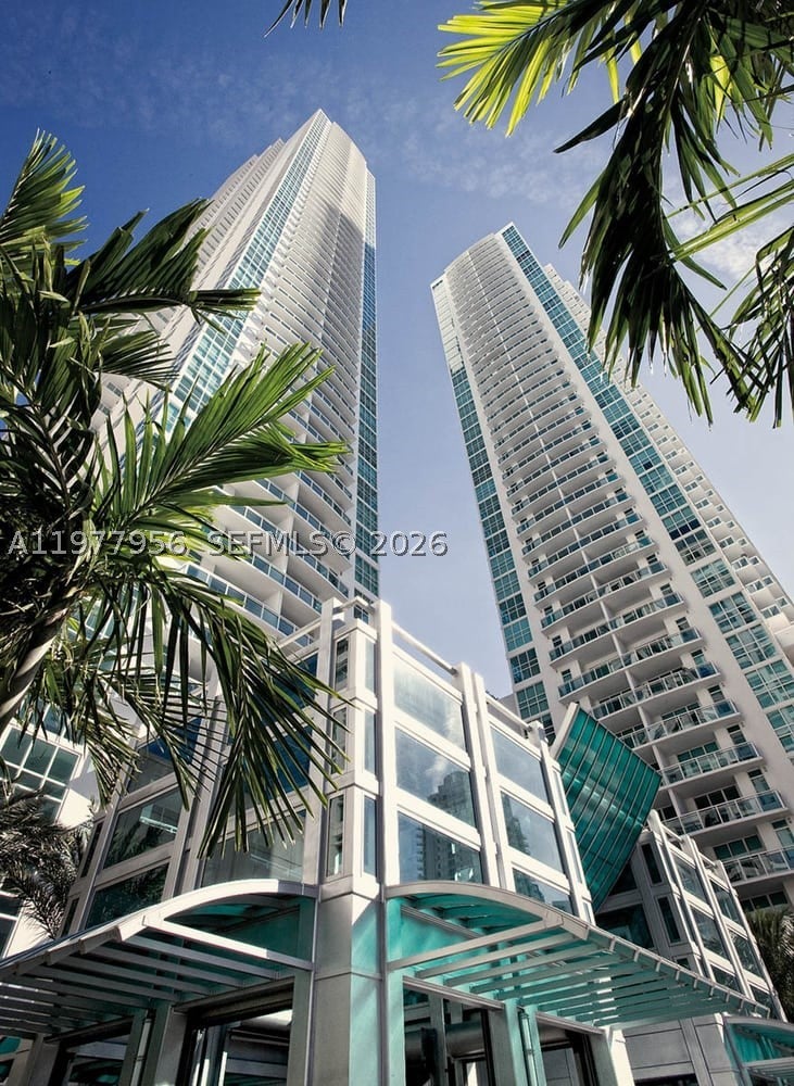 950 Brickell Bay Dr 1107