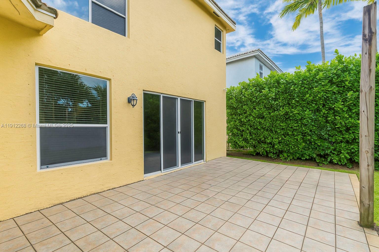 SILVER SHORES (PARCELS H - Residential