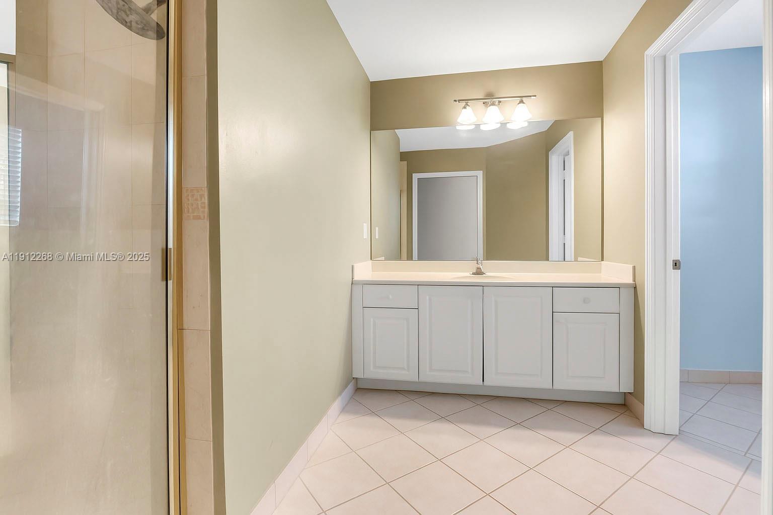 SILVER SHORES (PARCELS H - Residential