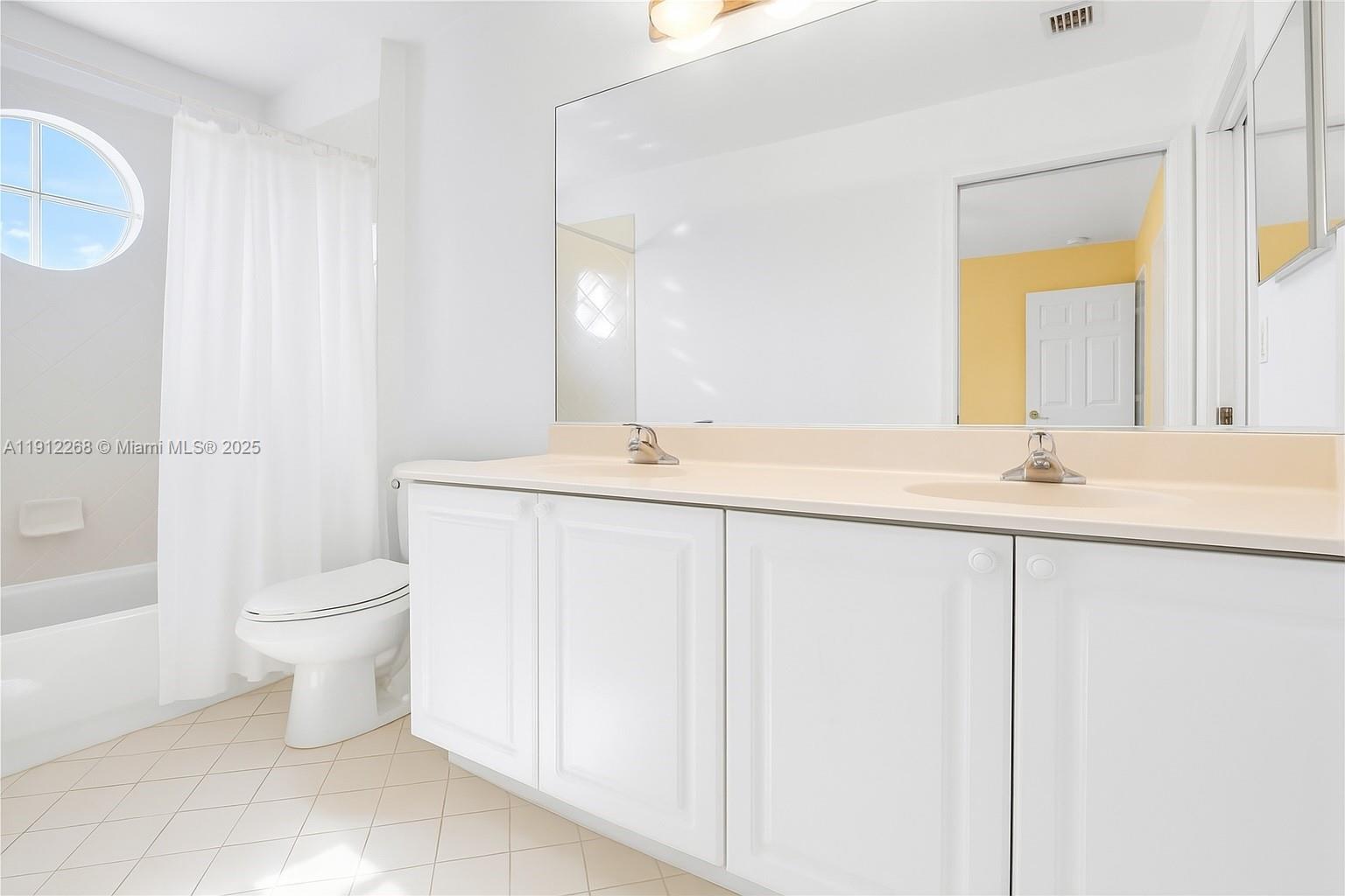 SILVER SHORES (PARCELS H - Residential